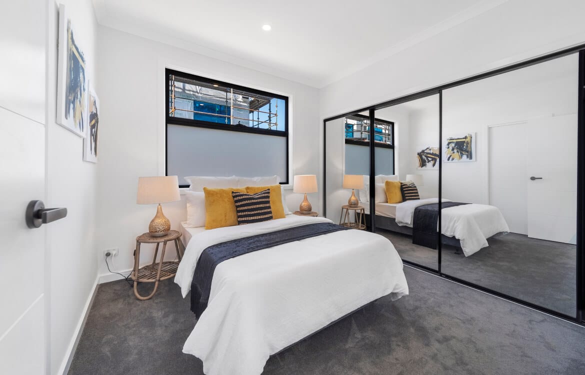 bed saprate room